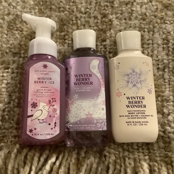 *****$$$SALE***Bath and Body Works Winterberry Wonder Trio NWT*** - Picture 1 of 5